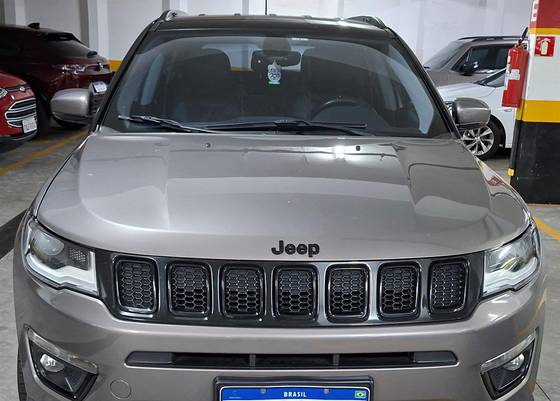 JEEP COMPASS 2.0 16V FLEX NIGHT EAGLE AUTOMÁTICO JEEP COMPASS 2.0 16V FLEX NIGHT EAGLE AUTOMÁTICO